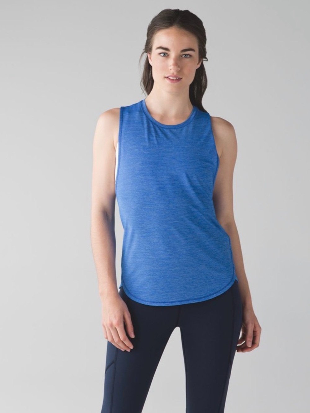 Lululemon In A Cinch Tank - Picture 2 of 9